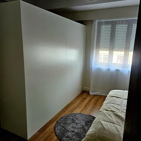 At The Center Of 아파트